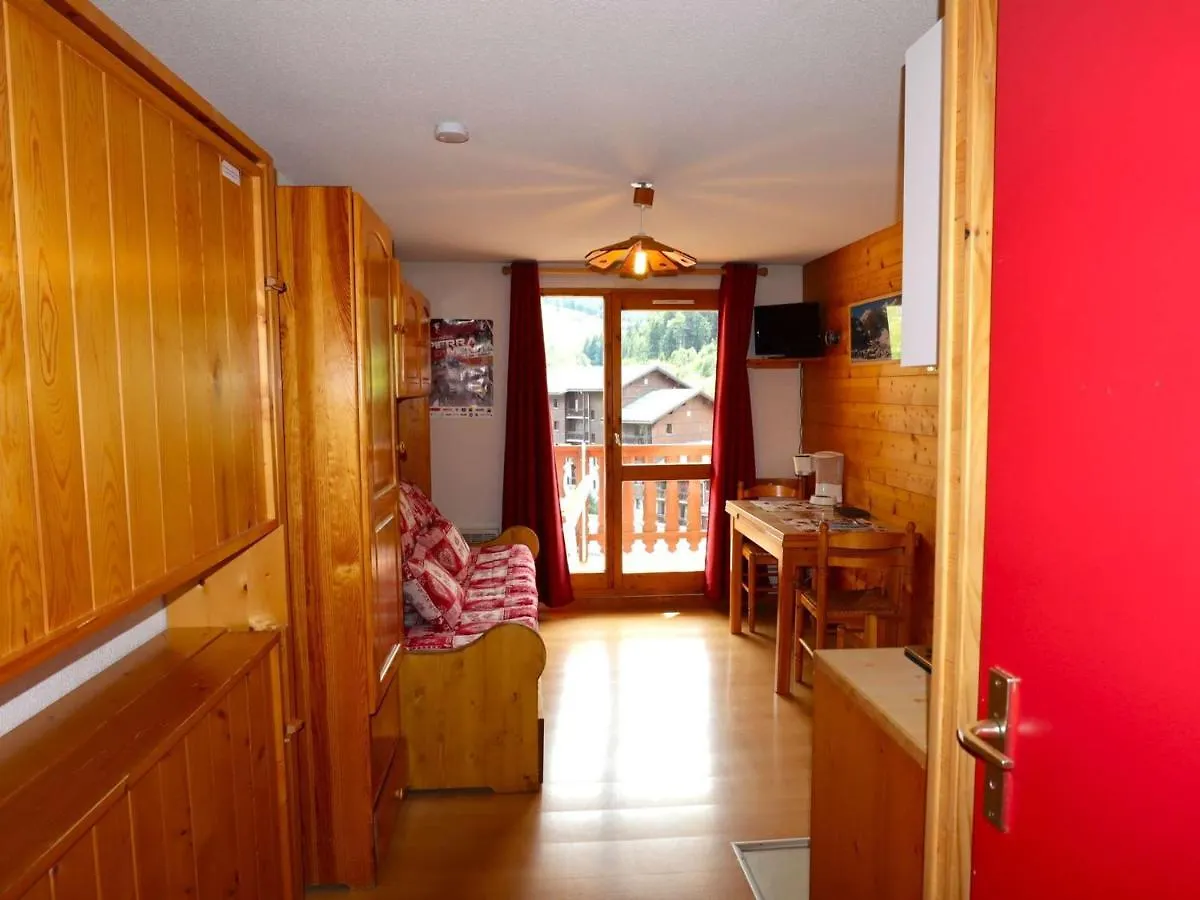 Charmant T2 Cabine 4 Pers, Centre-Village, Proche Pistes Et Commerces, Balcon Sud, Piscine L'Ete - Fr-1-342-145 Areches